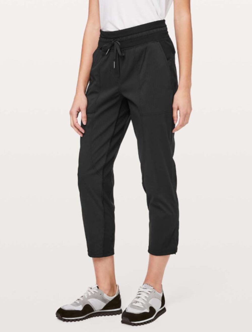lululemon Dance Studio Crop Pants 8 Black Athleisure Sporty Workout Track Pants